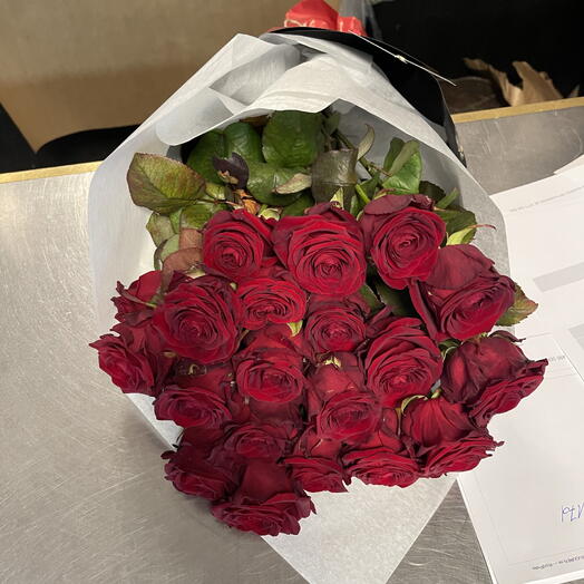 Roda, rosor till Valentine Day 10st