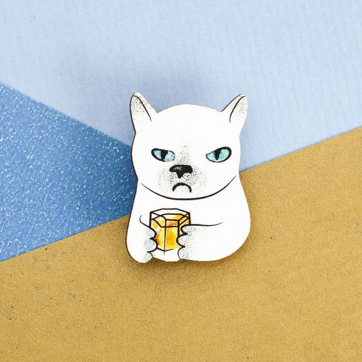Brooch "Angry cat"