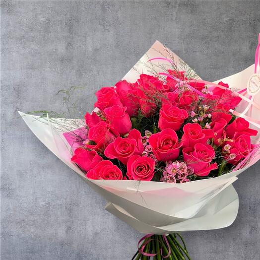 Bouquet of 25 hot pink roses (large bud) 40cm with additions