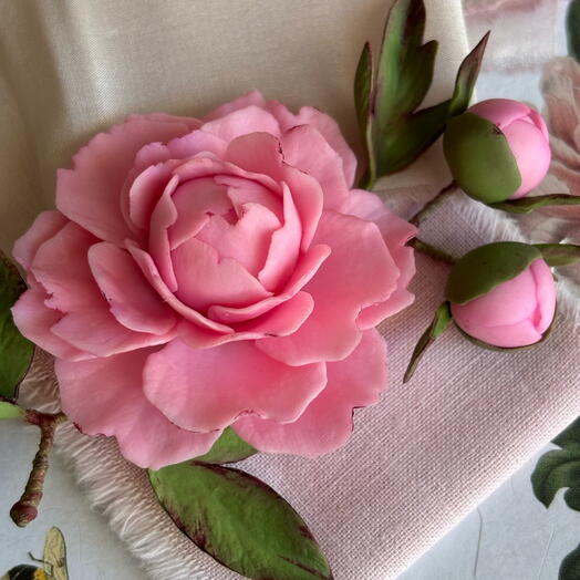 Brooch "garden peony"