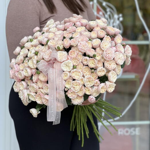Букет из 45 пионовидных роз