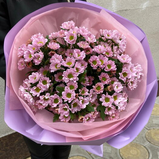 Авторский букет лиловых сантини