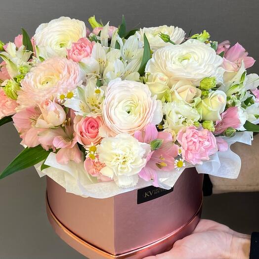 Flowers in a box "Tender Heart 💓"