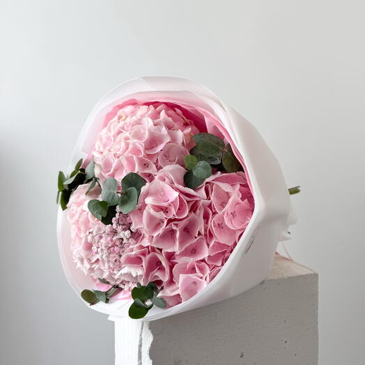 Pink hydrangeas bouquet