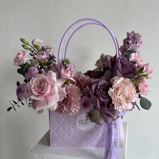 Flower basket lilac