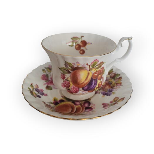 Vintage Collectible tea cup and soucer,  Royal Albert