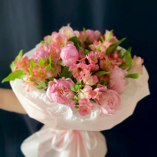 Peony   Alstroemeria