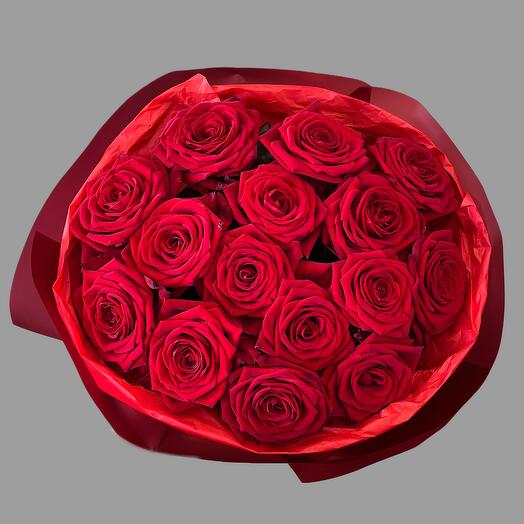 15 kırmızı gül süsleme kağıdı ile