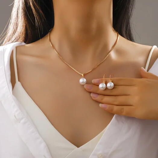 T400 pearl pendant necklace + ear stud combination