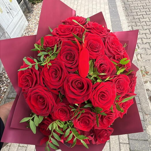 Bukiet  roż czerwonych