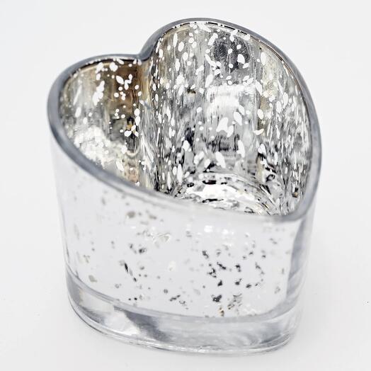 Elegant heart candle holder