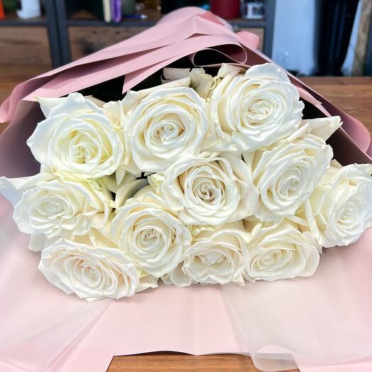 Bukiet 11 sztuk biała roża