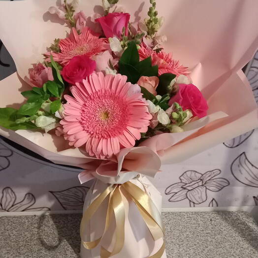 Ramo gerberas y rosas