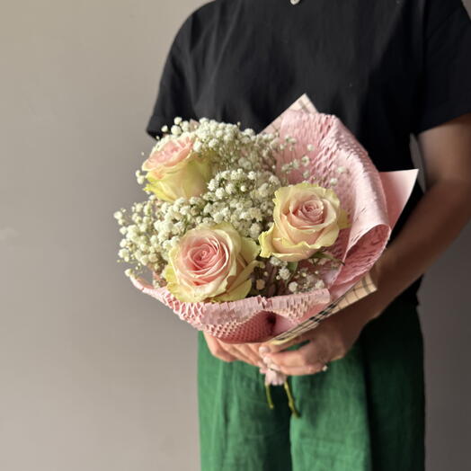 Ramito tres rosas rosadas