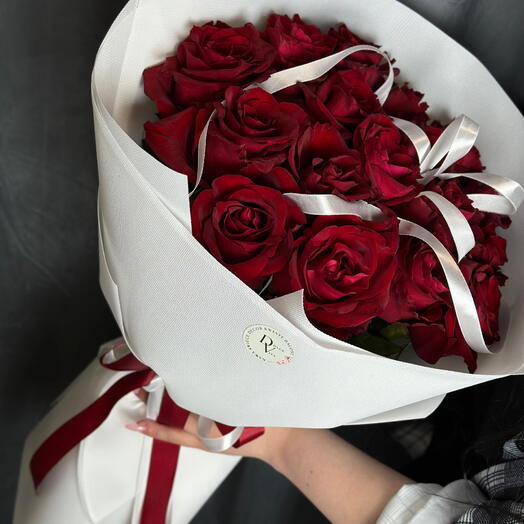 Kırmızı gül buketi  60 cm