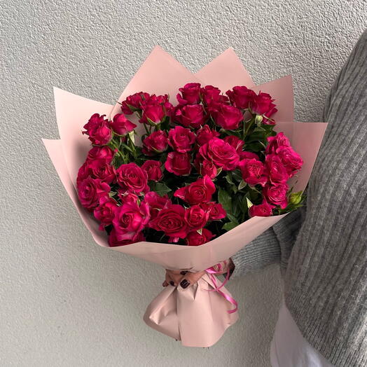 11 purple spray roses bouquet