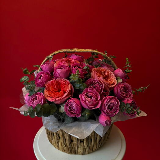 Valetines 7 - spray peony roses mixed