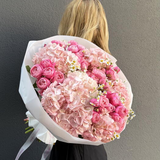 Hydrangea, peony spray roses, tanacetum