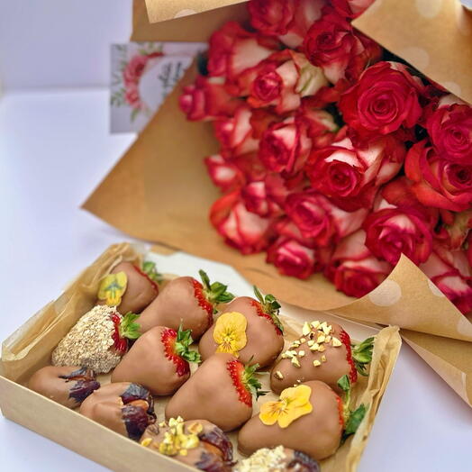 CHOCOLATE-COVERED STRAWBERRIES   ROSES BOUQUET – PREMIER SWEET   FLORAL GIFT