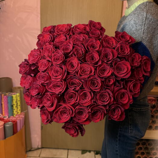 51 red roses Red Naomi