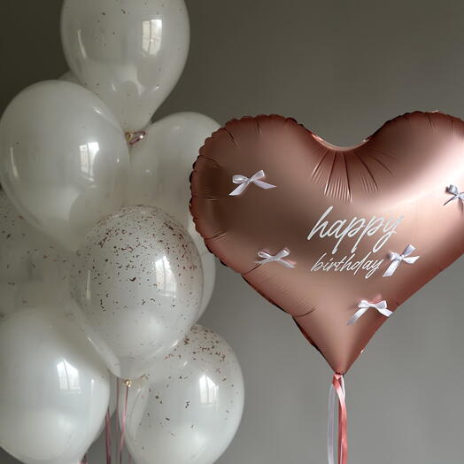 Сердце с надписью Happy Birthday , и 10 белых Шаров с конфетти