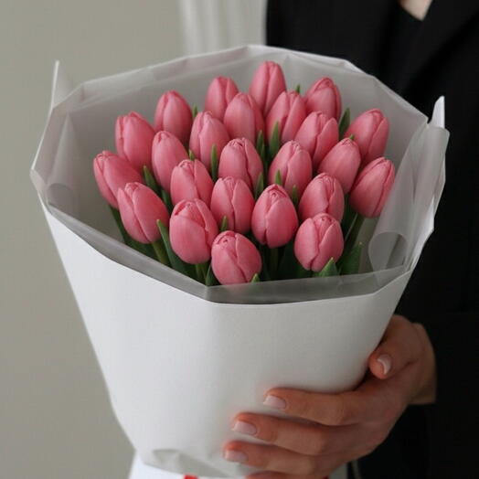 25 Pink Tulips