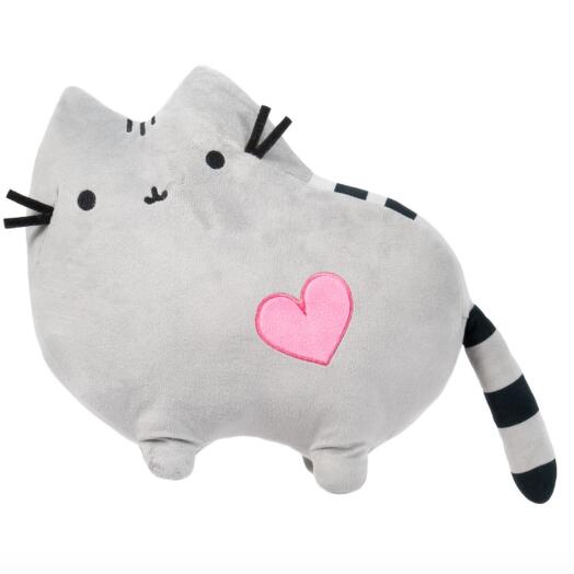 Кошка Матильда серая