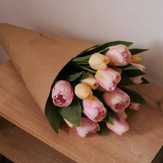 Tulipan virag csokor 30 szalas