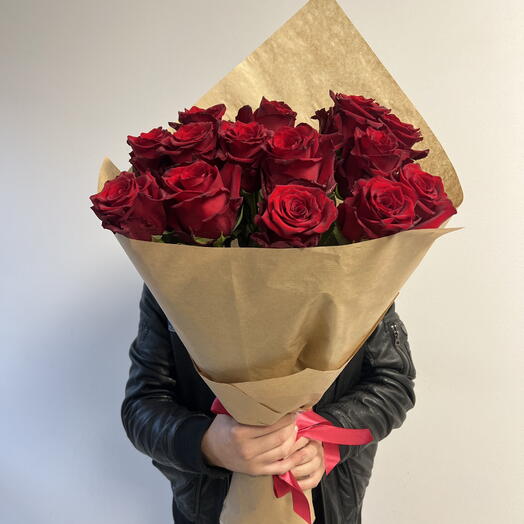 Bouquet of 15 roses