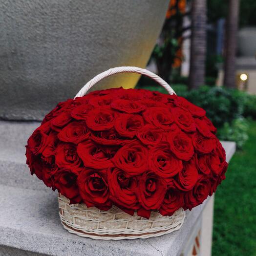 101 roses in basket | 101 роза в корзине