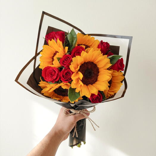 Ramo de Girasoles y Rosas Rojas