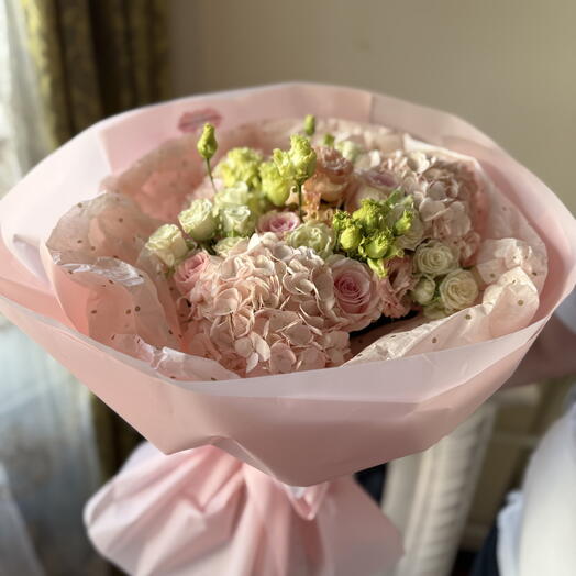 Fragrant Peach 🍑
— a premium bloom designed to impress at first sight and enchant with every breath