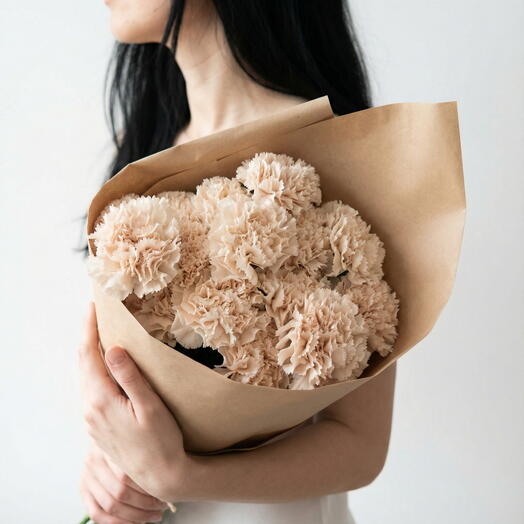 Bouquet "Beige carnations"