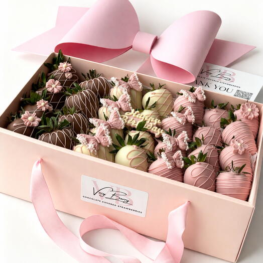 Elegant, soft, and absolutely unforgettable 🎀🍓