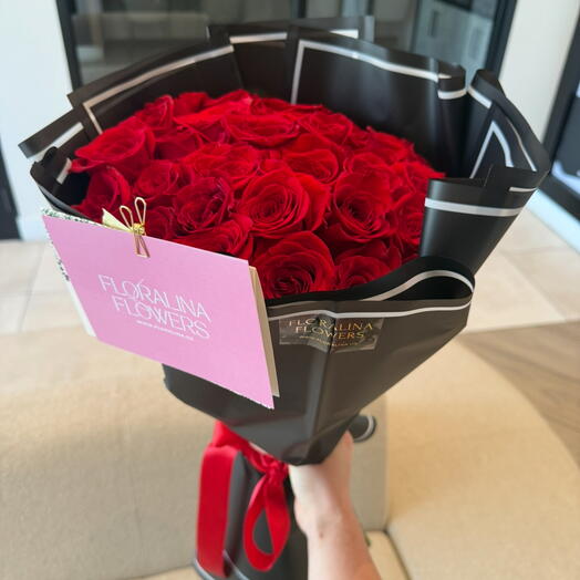 25 Red Rose Bouquet - Long Stem