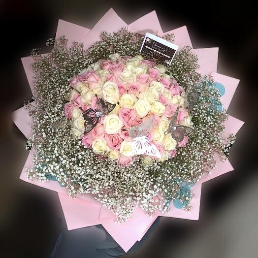 Rosas sobre las nubes