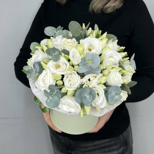 Эустома в коробке