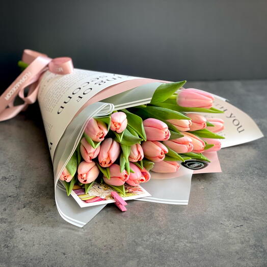 Pink Tenderness of 19 Tulips