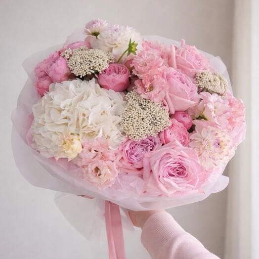 💐Bouquet of roses, eustoma and seosonal flowers