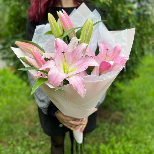 Bouquet of Oriental Lilies
