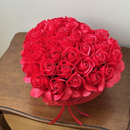 flores de jabón caja floral rosas rojas corazón San Valentín regalo
