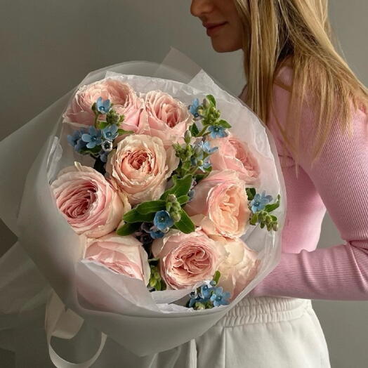 Дуобукет из розовой пионовидной розы и оксипеталума