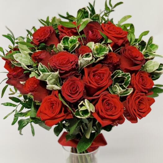 Red roses bouquet