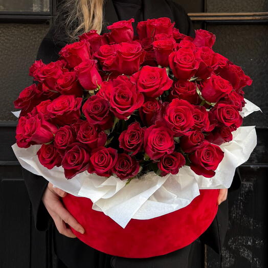 101 Roses in box red