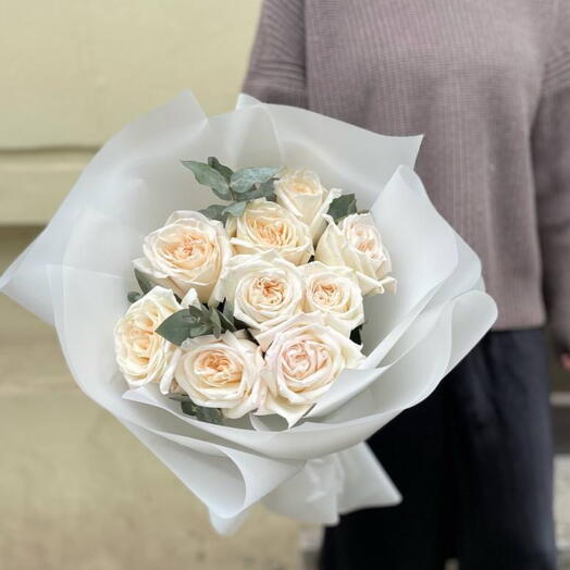 White garden roses