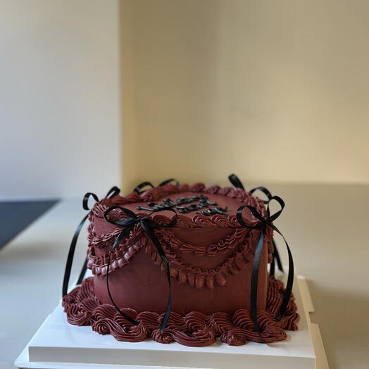 Cake Size M Dark Red Lambeth