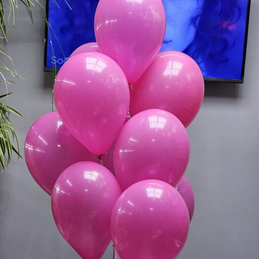 Фонтан из 11 гелиевых шаров