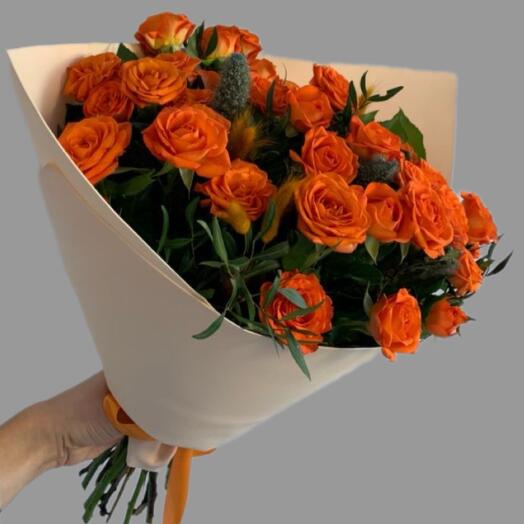 Orange spray roses