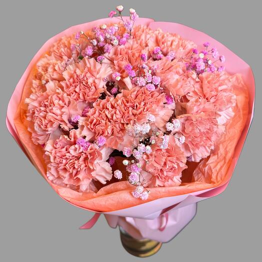 Pink bouquet of dianthus flowers