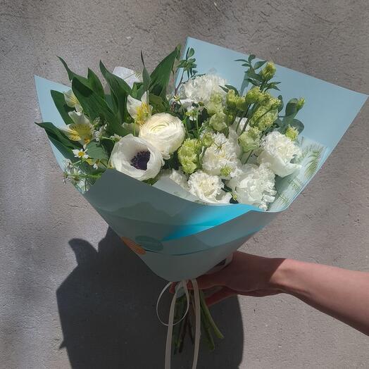 After Rain 🌧 – Fresh Seasonal Bouquet